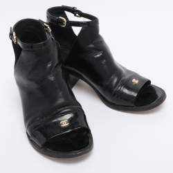 Pre Owned Chanel Black Patent Leather Pearl CC Ankle Strap Sandals Size 36