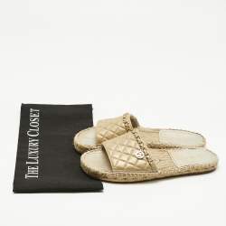 Pre Owned Chanel Gold Quilted Leather CC Chain Espadrille Flat Slides Size 36