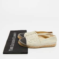 Pre Owned حذاء إسبادريل فلات شانيل قماش رمادي / أسود CC رأس مستدير مقاس 36