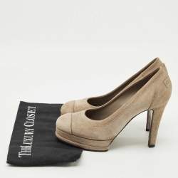 Pre Owned Chanel Grey Suede CC Cap Toe Pumps Size 37.5