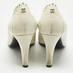 Pre Owned Chanel White Quilted Laser Cut Leather Round Toe Pumps Size 40