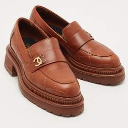 Pre Owned Chanel Brown Leather CC Loafers Size 36