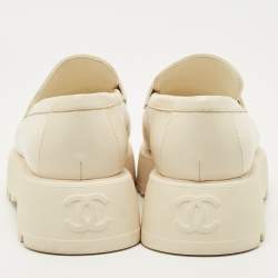 Pre Owned Chanel Cream Leather Logo Slip On Loafers Size 36.5