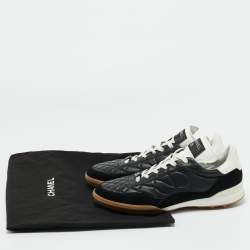 Pre Owned Chanel White/Black Perforated Leather And Suede CC Low Top Sneakers Size 39