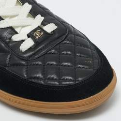 Pre Owned Chanel White/Black Perforated Leather And Suede CC Low Top Sneakers Size 39