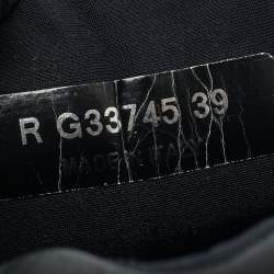 Pre Owned Chanel Black/Navy Blue Fabric and Leather CC Low Top Sneakers Size 39