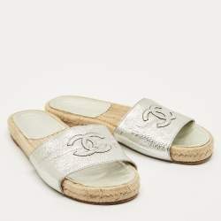 Pre Owned Chanel Silver Leather CC Espadrille Slides Sandals Size 39