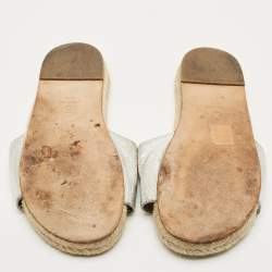 Pre Owned Chanel Silver Leather CC Espadrille Slides Sandals Size 39