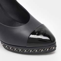Pre Owned Chanel Navy Leather CC Cap Toe Chain Detail Platform Pumps Size 40