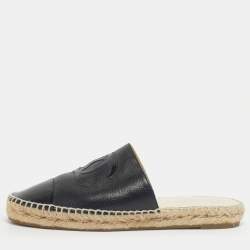 Pre Owned Chanel Black Patent and Leather CC Espadrille Mules Size 38