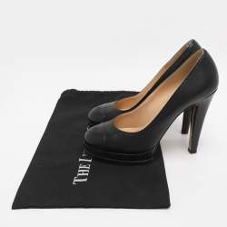 Pre Owned Chanel Black Leather CC Cap Toe Platform Pumps Size 40