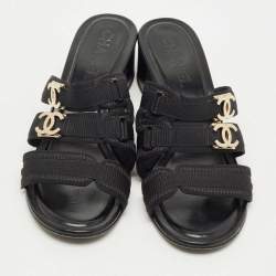 Pre Owned Chanel Black Canvas CC Slide Sandals Size 40.5