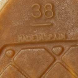 مملوكة مسبقًا Chanel Black/White Leather CC Cap Toe Espadrille Flat Mules Size 38