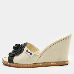 Pre Owned Chanel Cream/Black Canvas and Leather Camelia Wedge Sandals Size 40.5