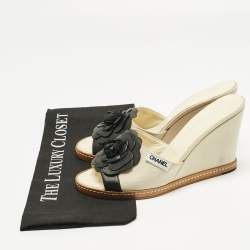 Pre Owned Chanel Cream/Black Canvas and Leather Camelia Wedge Sandals Size 40.5