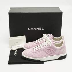 مملوكة مسبقًا حذاء رياضي شانيل سي سي قماش تريكو وردي فاتح رباط بعنق منخفض مقاس 36