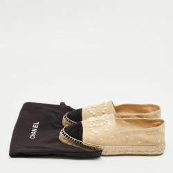Pre Owned Chanel Beige Suede CC Pearl Logo Espadrille Flats Size 37