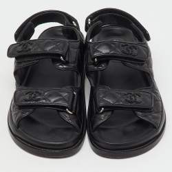Pre Owned Chanel Black Quilted Leather CC Dad Flat Sandals Size 39