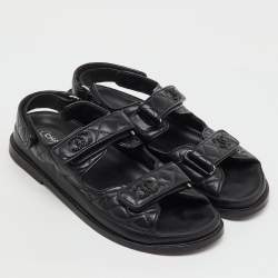 Pre Owned Chanel Black Quilted Leather CC Dad Flat Sandals Size 39