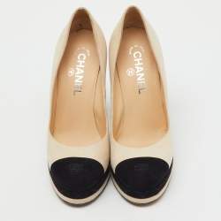 Pre Owned Chanel Beige/Black Suede CC Cap Toe Platform Pumps Size 37.5