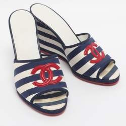 Pre Owned Chanel Blue/White Stripe Fabric CC Slide Wedge Sandals Size 39.5