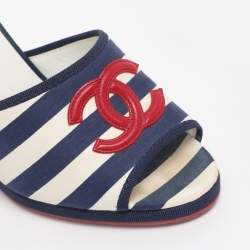 Pre Owned Chanel Blue/White Stripe Fabric CC Slide Wedge Sandals Size 39.5