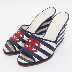 Pre Owned Chanel Blue/White Stripe Fabric CC Slide Wedge Sandals Size 39.5