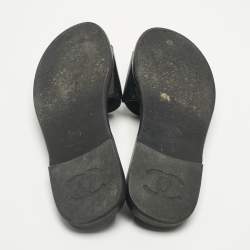 Pre Owned Chanel Black Patent CC  Flat Slides Size 39