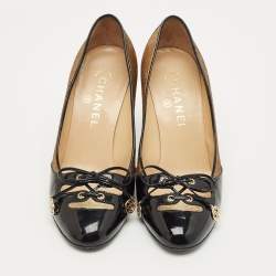 Pre Owned Chanel Black Patent Leather and Suede Bow Pumps Size 38.5
