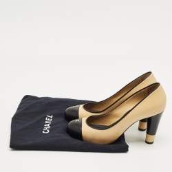 Pre Owned Chanel Black/Beige Leather CC Cap Toe Platform Pumps Size 38