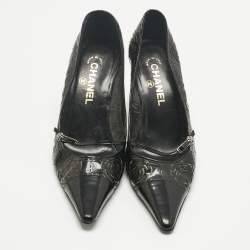 Pre Owned Chanel Black Patent Leather Pumps Size 38