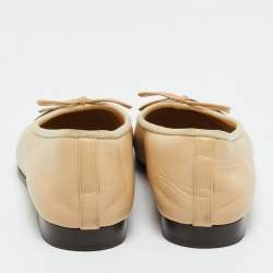 Pre Owned Chanel Beige/Black Leather Bow CC Cap Toe Ballet Flats Size 36.5