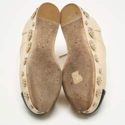 Pre Owned Chanel Beige/Black Patent and Leather Camelia Lace Oxfords Size 37