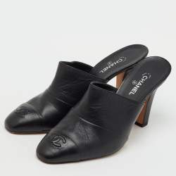 Pre Owned Chanel Black Leather CC Cap Toe Mules Size 39