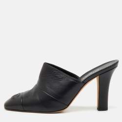 Pre Owned Chanel Black Leather CC Cap Toe Mules Size 39