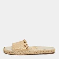 Pre Owned Chanel Gold Quilted Leather CC Chain Espadrille Flat Slides Size 40