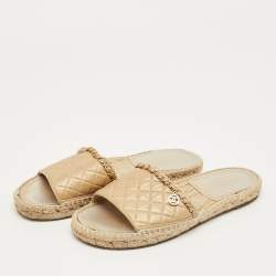 Pre Owned Chanel Gold Quilted Leather CC Chain Espadrille Flat Slides Size 40