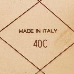 مملوكة مسبقًا شبشب شانيل قماش مجدول ملون ولؤلؤ صناعي مسطح مقاس 40