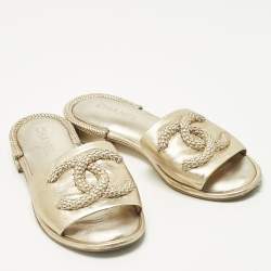 Pre Owned Chanel Gold Leather CC Flat Slides Size 38.5