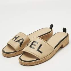 Pre Owned Chanel Beige Logo Leather Cork Slide Sandals Size 39.5