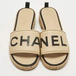 Pre Owned Chanel Beige Logo Leather Cork Slide Sandals Size 39.5