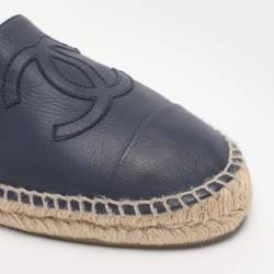 Pre Owned Chanel Blue Leather CC Cap Toe Espadrille Flats Size 40