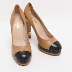 Pre Owned Chanel Beige/Black Leather CC Cap Toe Pumps Size 41