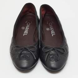 Pre Owned Chanel Black Quilted Leather CC Cap Toe Bow Ballet Flats Size 36.5