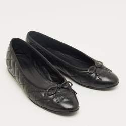 Pre Owned Chanel Black Cannage Leather CC Cap Ballet Flats Size 40