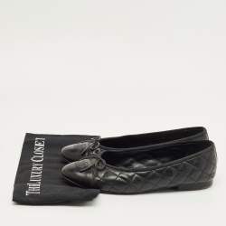 Pre Owned Chanel Black Cannage Leather CC Cap Ballet Flats Size 40