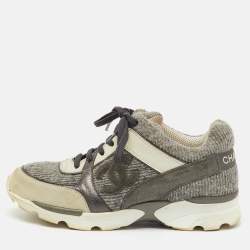 Pre Owned Chanel Grey/White Tweed, Suede and Leather Low Top CC Sneakers Size 35.5