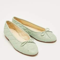 Pre Owned Chanel Green Quilted Leather CC Bow Ballet Flats Size 36