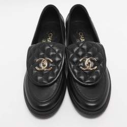 Pre Owned Chanel Black Leather CC Turnlock Loafers Size 38