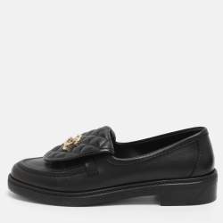 Pre Owned Chanel Black Leather CC Turnlock Loafers Size 38
